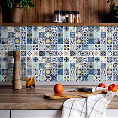 Ist das Abziehen und Aufkleben von Backsplash gut und wie lange halten sie?